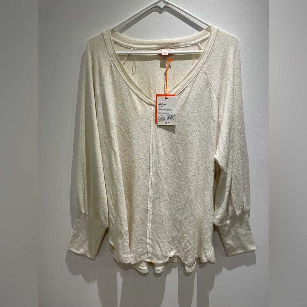 Knox Rose Cream V-Neck Blouse